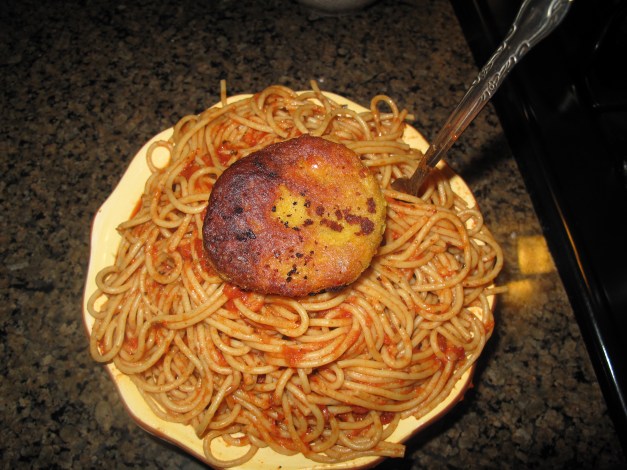 Pasta topped w Falafel