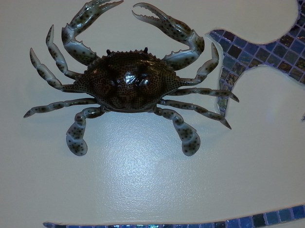Crabs on the walls.